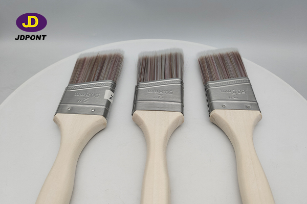 Different ways to tell the quality of a paint brush